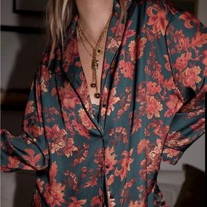 How Do You Wear That (HDYWT) Button Down Pajama Top in Lotus, Size XS/S